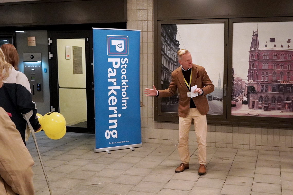 Image at https://www.stockholmparkering.se/contentassets/836ff36e62ff4977a5141cdfbf3210b3/henrik-nerlund-guidad-visning-vattugaraget-september-2023-dsc00472.png