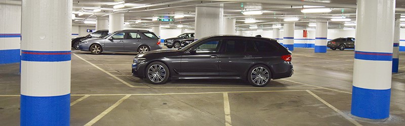 Image at https://www.stockholmparkering.se/siteassets/anlaggningar-bilder-karta/gallerian_cropped.jpg