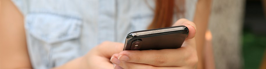 Image at https://www.stockholmparkering.se/siteassets/hero-bilder/mobile-application-cropped.jpg