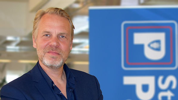 Image at https://www.stockholmparkering.se/siteassets/om-oss/ledningsgrupp/320x180-px-inzoomat/niklas320x180inzoomad.png